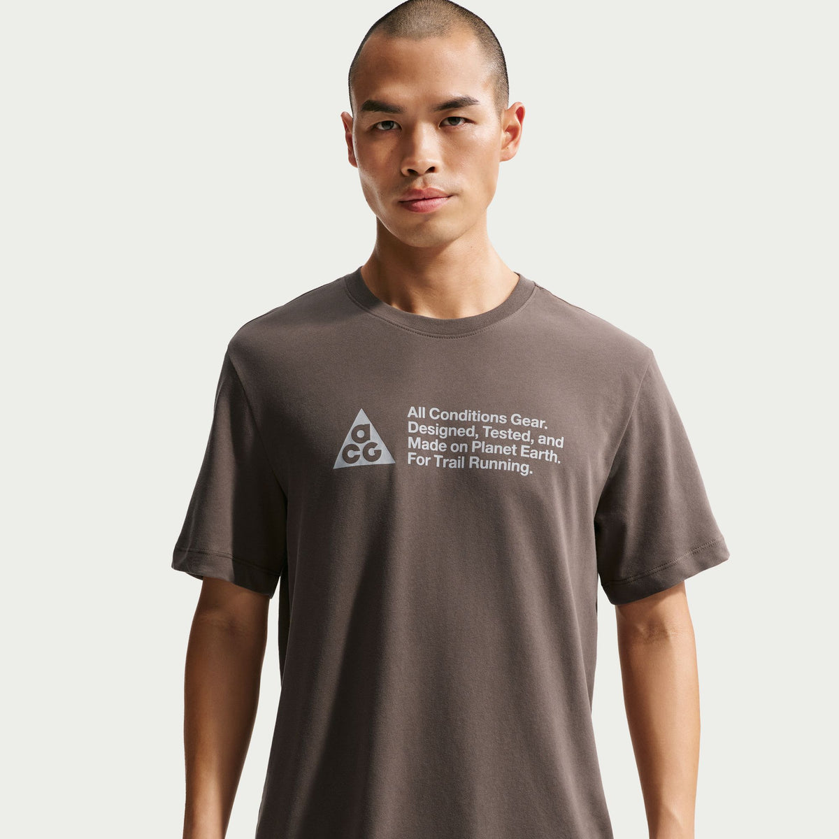 NIKE ACG Dri-FIT Trail-Running T-Shirt Mens APPAREL - Mens T-Shirts IRONSTONE