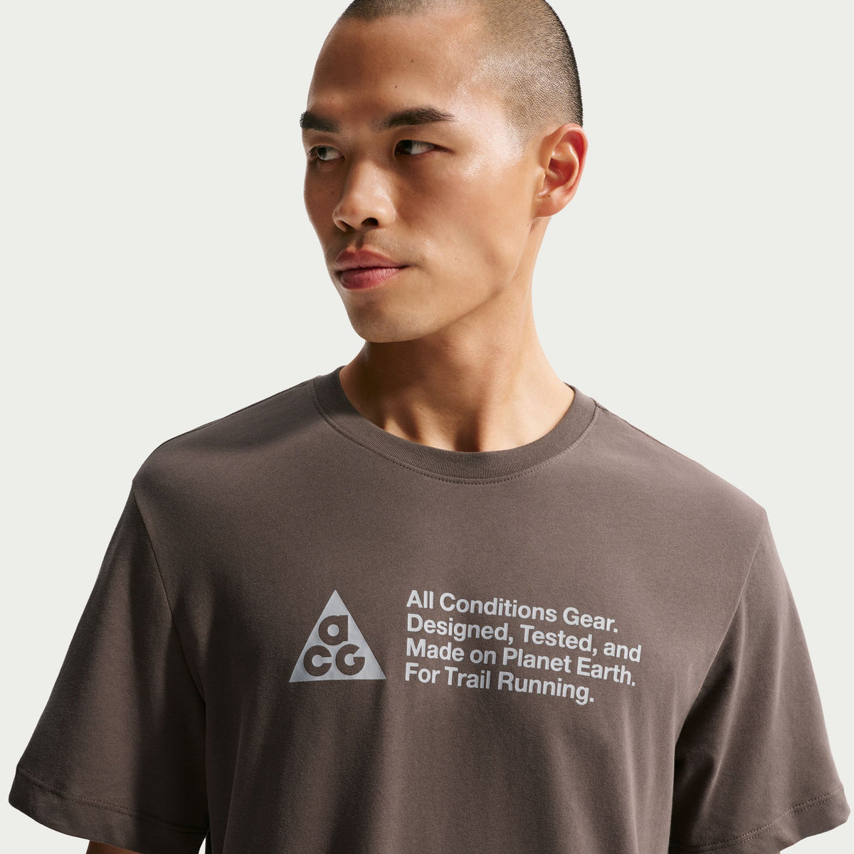 NIKE ACG Dri-FIT Trail-Running T-Shirt Mens APPAREL - Mens T-Shirts
