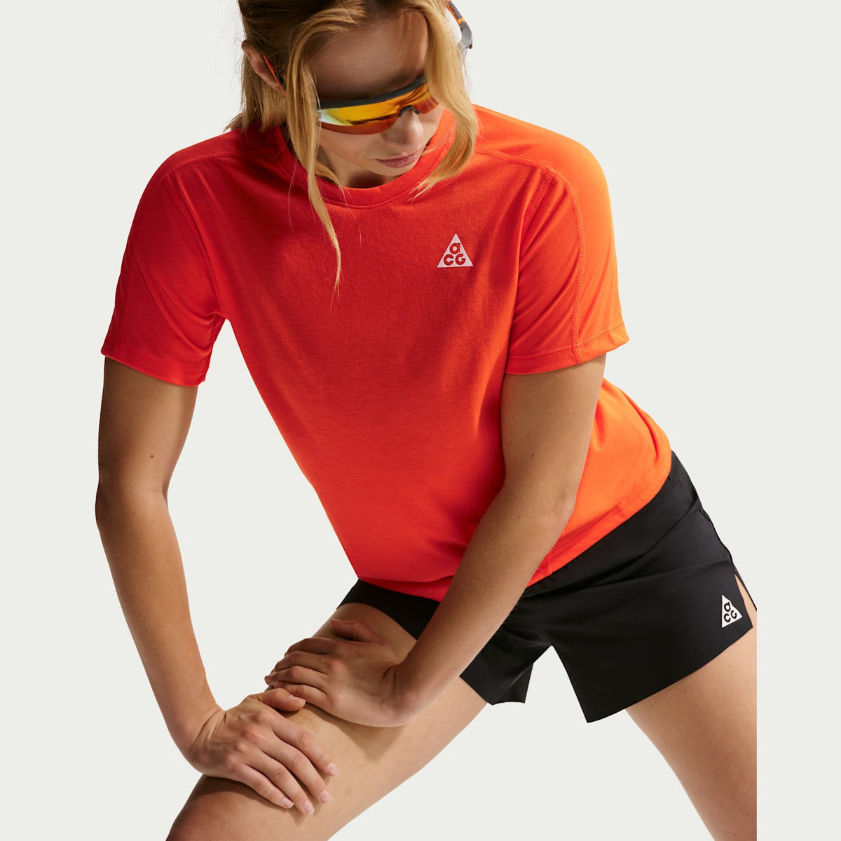 NIKE ACG Womens Dri-FIT Short-Sleeve Trail Running Top APPAREL - Womens T-Shirts
