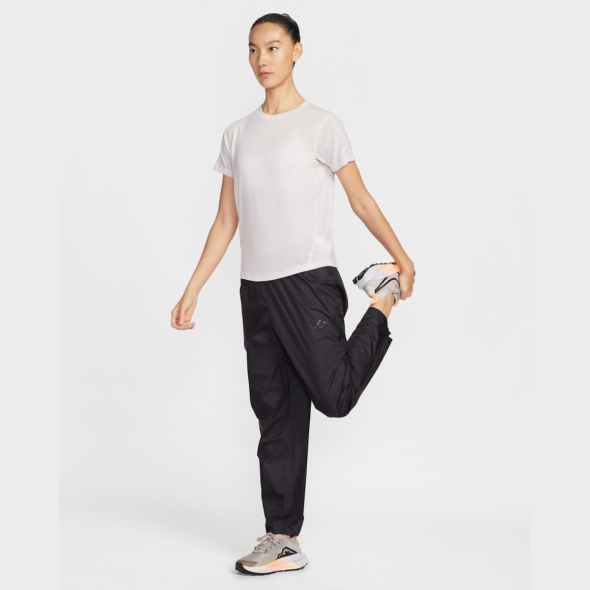 NIKE ACG Womens Dri-FIT Short-Sleeve Trail Running Top APPAREL - Womens T-Shirts