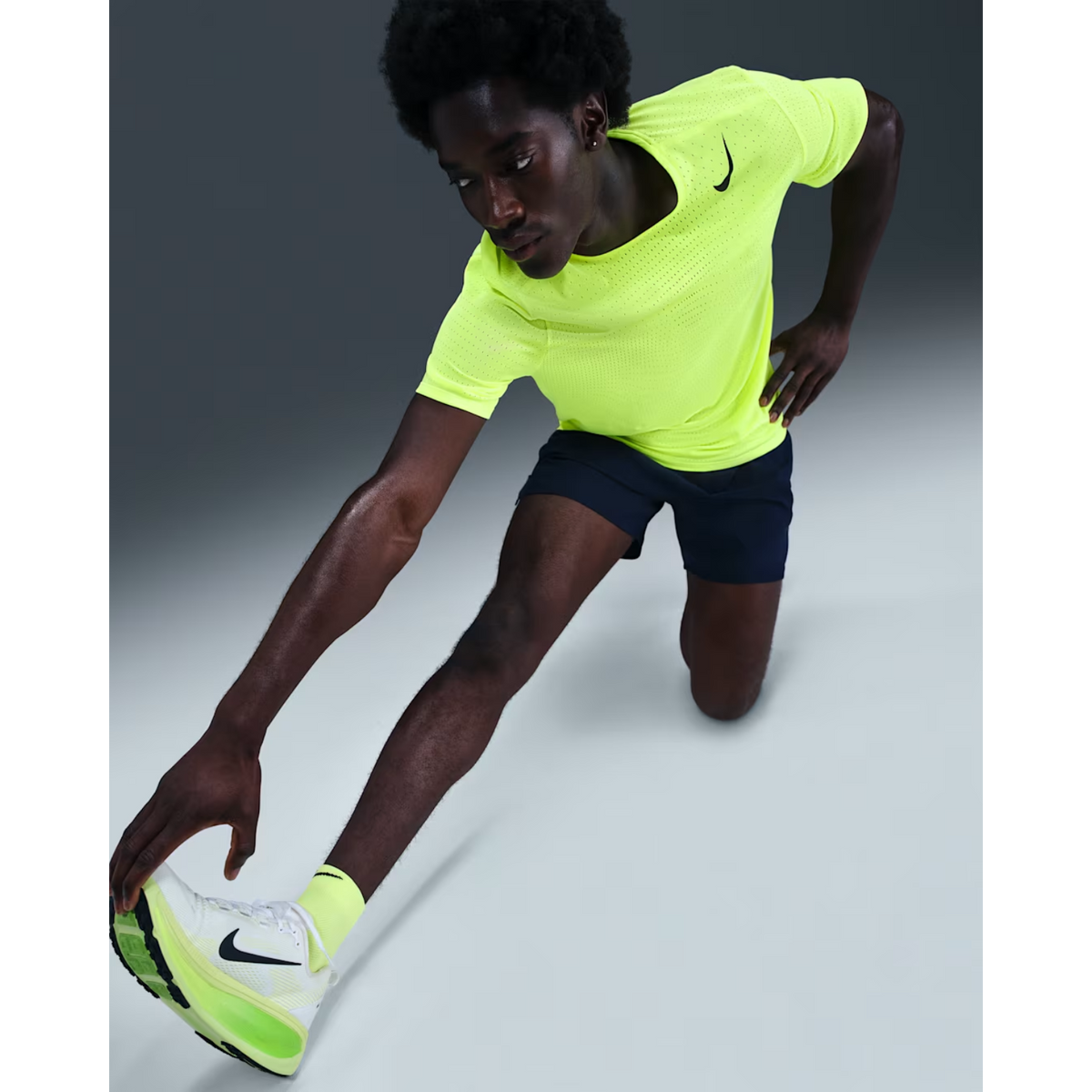 NIKE AeroSwift Dri-FIT ADV Short-Sleeve Running Top Mens APPAREL - Mens T-Shirts