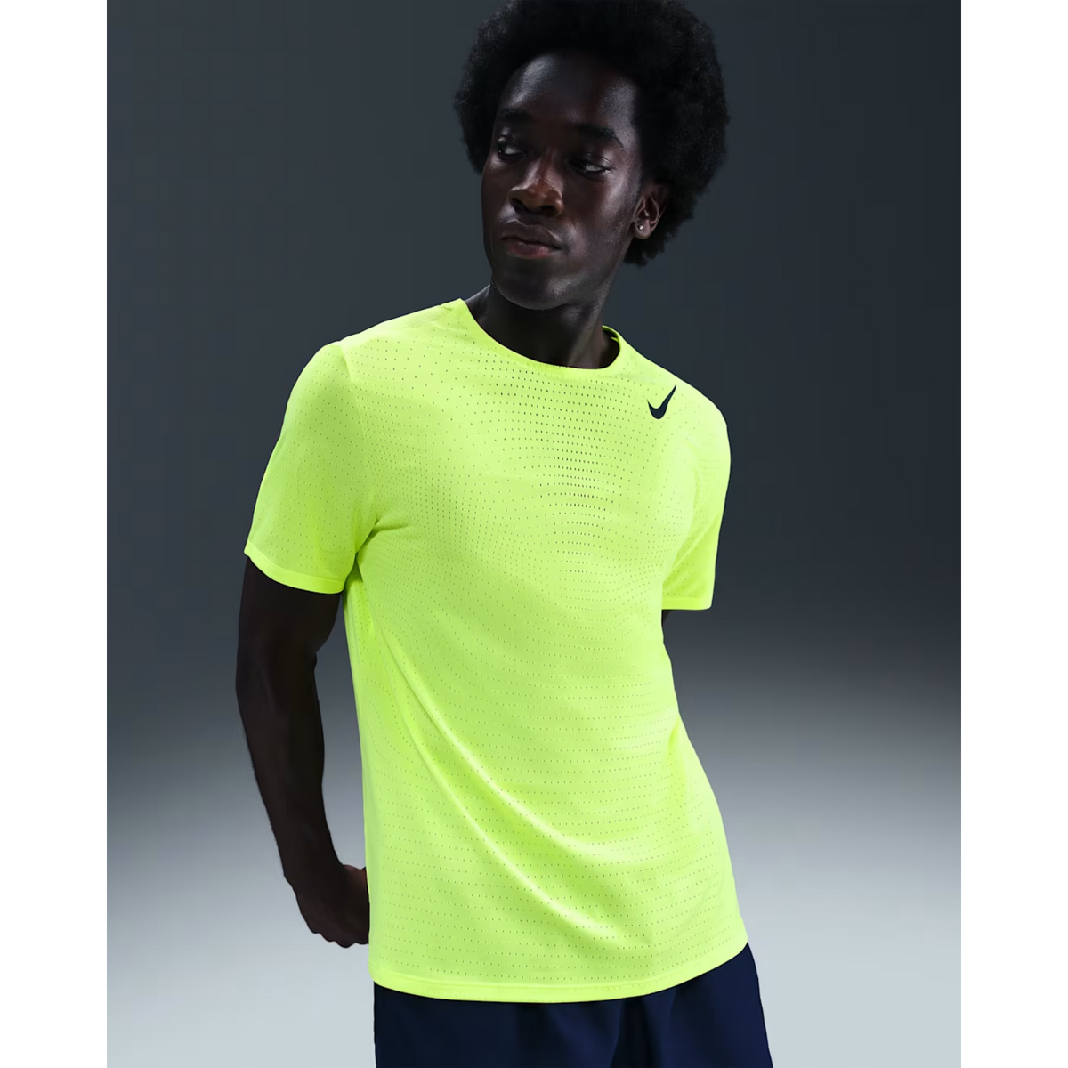 NIKE AeroSwift Men's Dri-FIT ADV Short-Sleeve Running Top APPAREL - Mens T-Shirts VOLT/BLACK