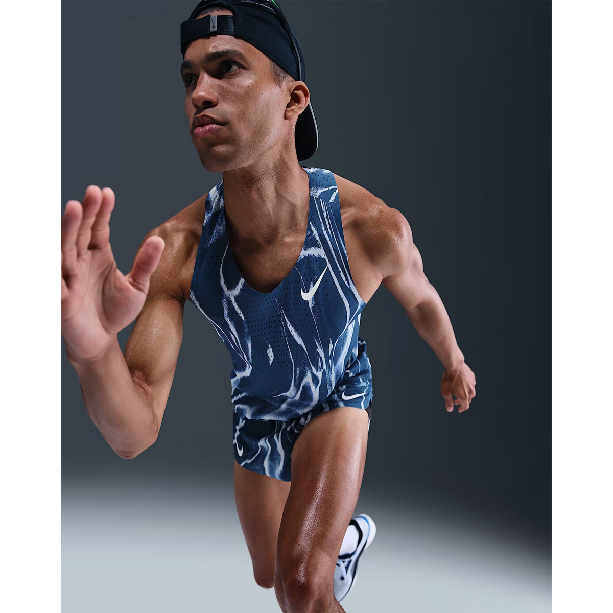 NIKE Aeroswift Dri-FIT ADV Running Singlet Mens APPAREL - Mens Singlets