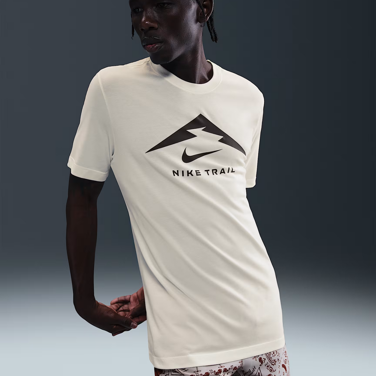 NIKE Dri-Fit Logo Trail Running T-Shirt Mens APPAREL - Mens T-Shirts WHITE/SAIL