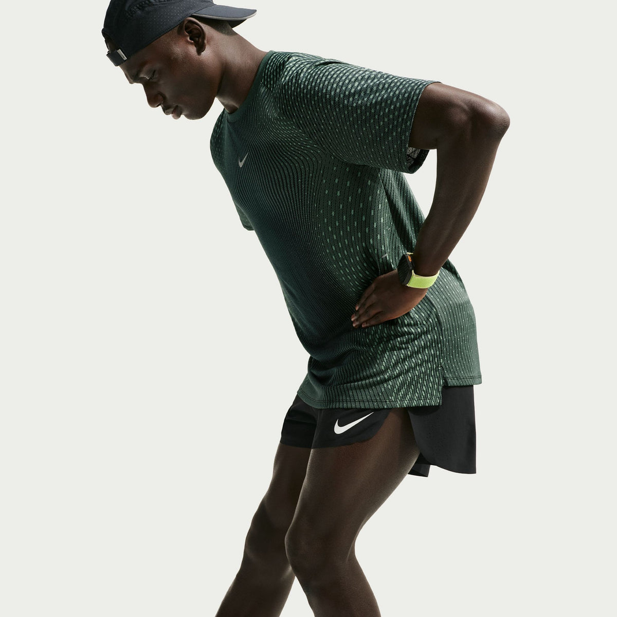 NIKE Stride Aero-FIT Short-Sleeve Running Top Mens APPAREL - Mens T-Shirts