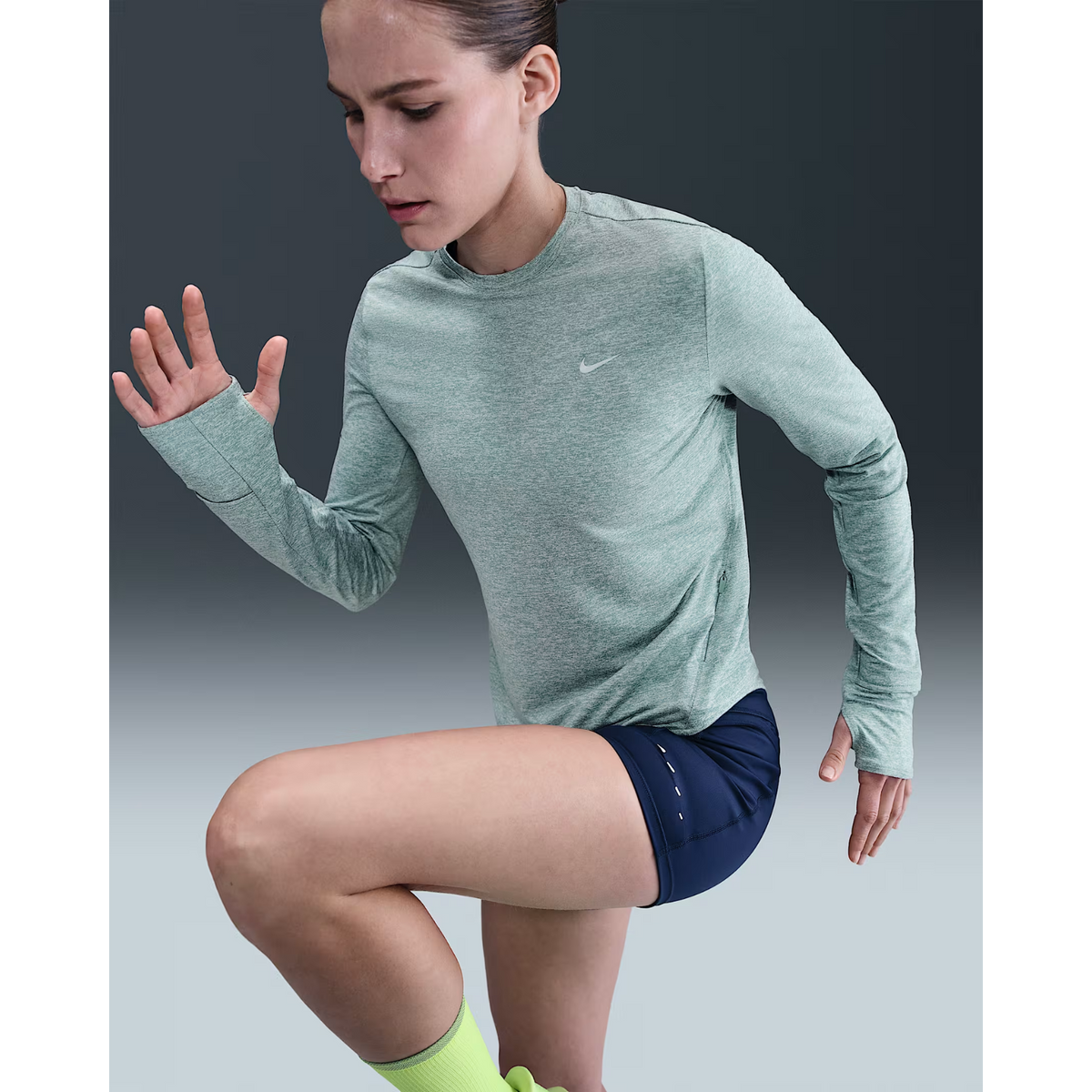 NIKE Swift Dri-FIT UV Long-Sleeve Crew-Neck Running Top Womens APPAREL - Womens Long Sleeve Tops