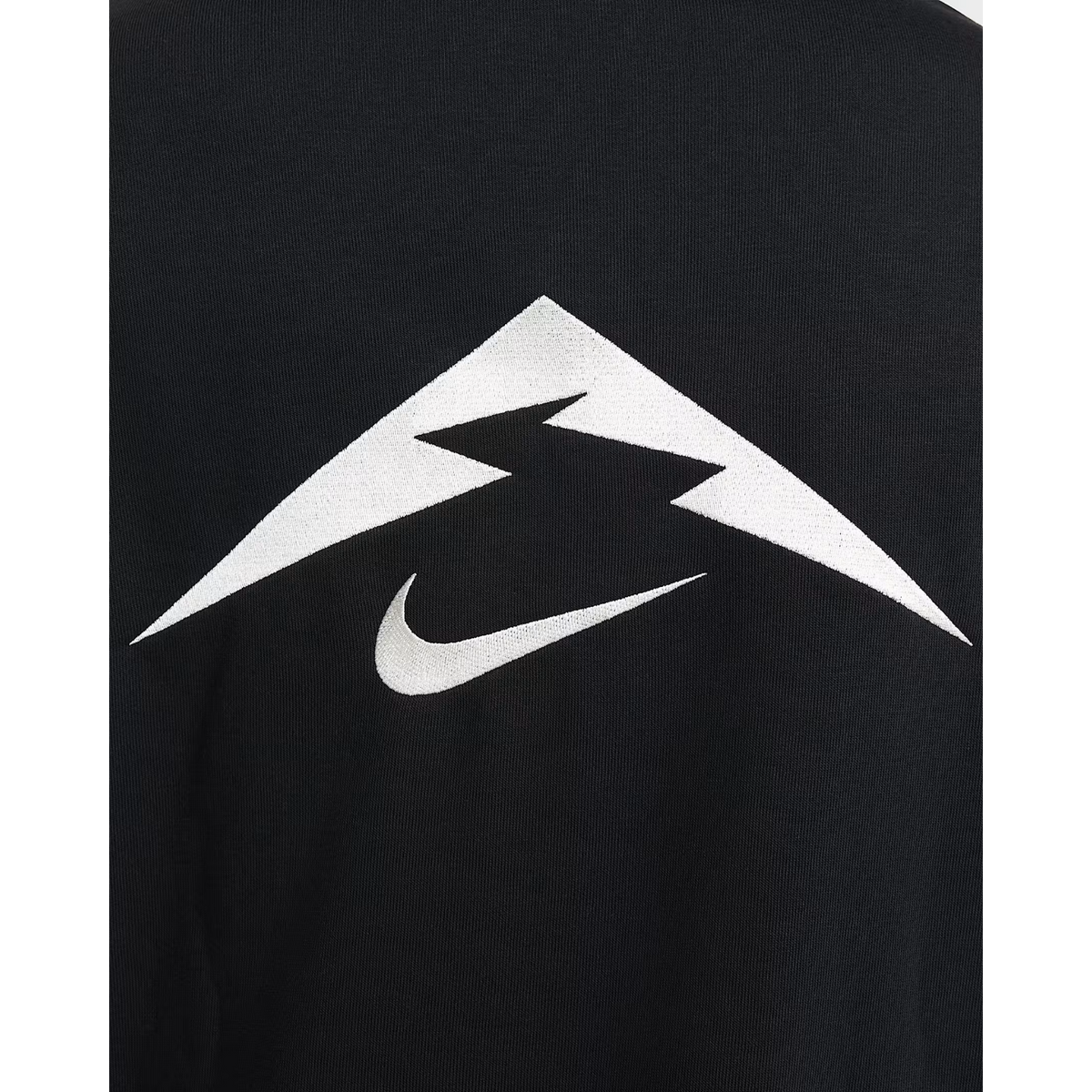 NIKE Trail Magic Hour Dri-FIT Running Hoodie APPAREL - Mens Hoody