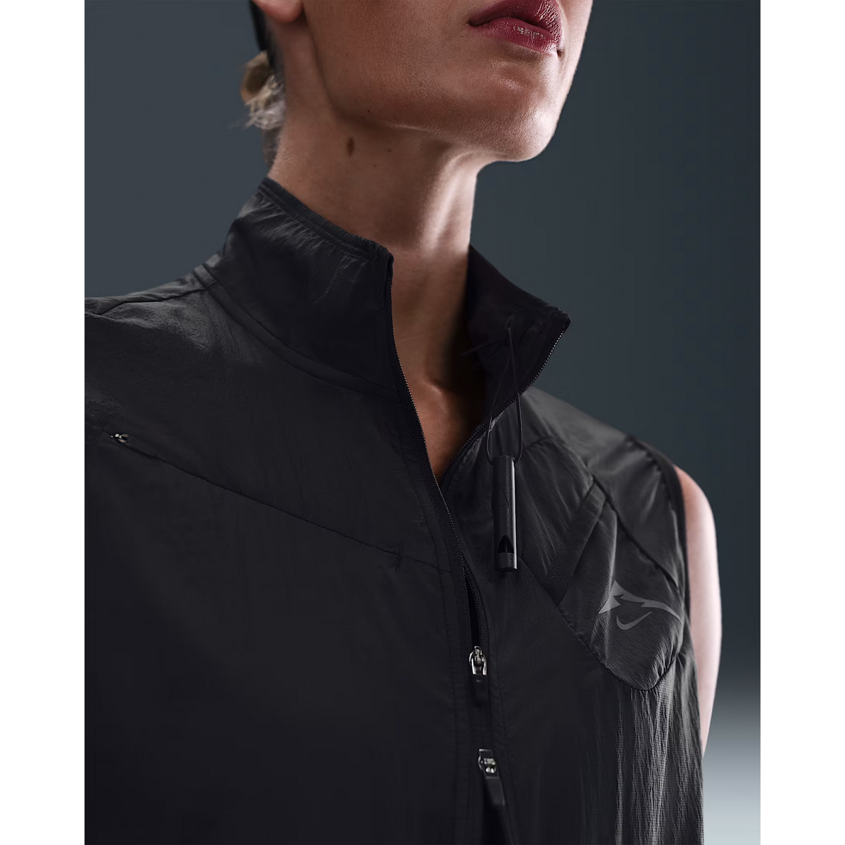 NIKE Trail Womens Running Vest APPAREL - Womens Jackets