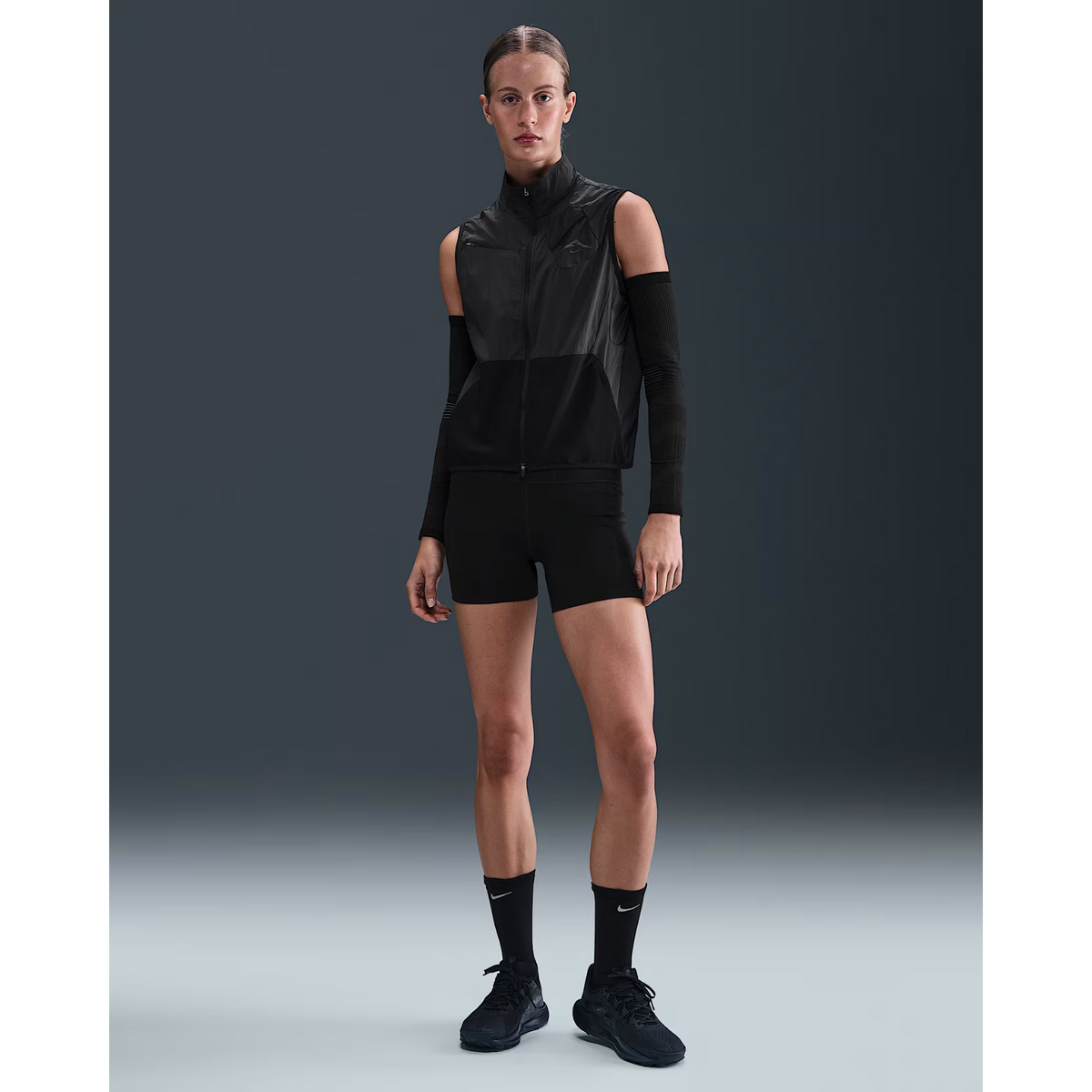 NIKE Trail Womens Running Vest APPAREL - Womens Jackets