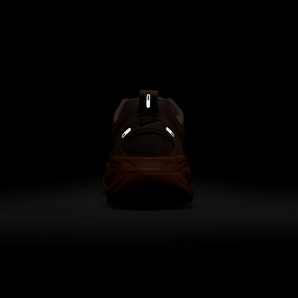 NIKE Vomero 18 Mens - FOOTWEAR - Mens Neutral Cushioned