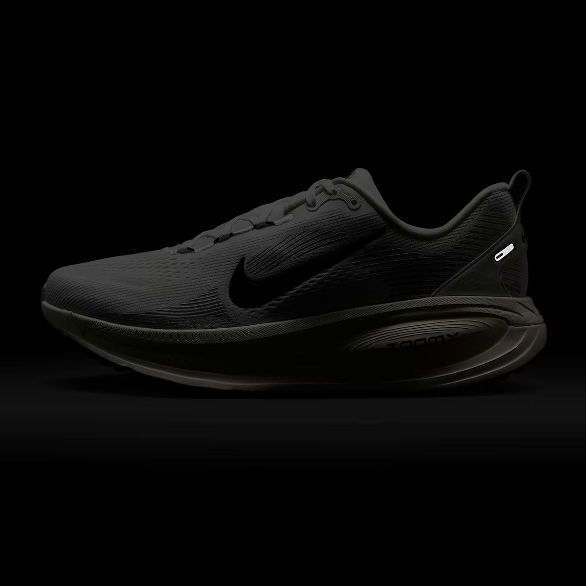 NIKE Vomero 18 Mens - FOOTWEAR - Mens Neutral Cushioned
