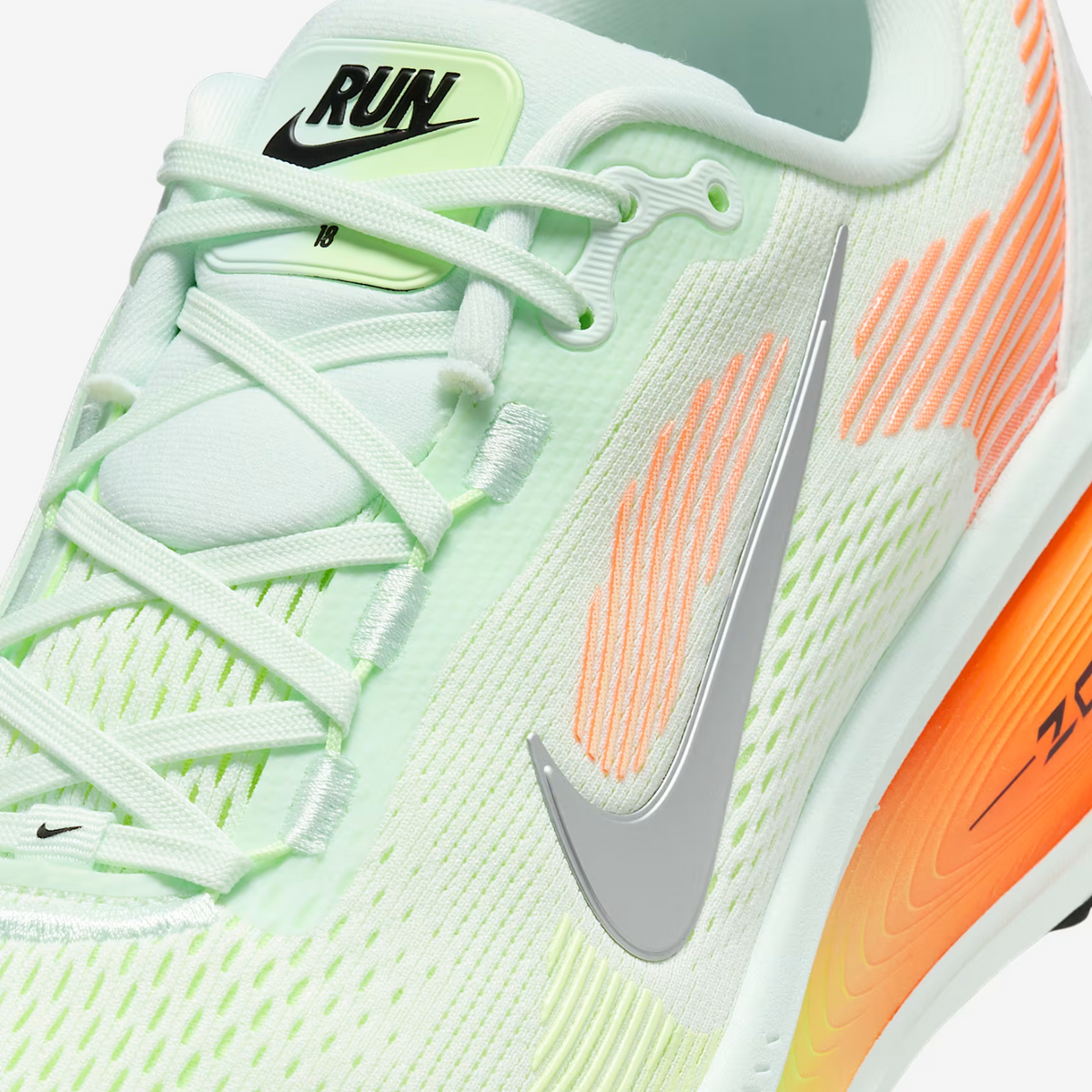 NIKE Vomero 18 Mens FOOTWEAR - Mens Neutral Cushioned