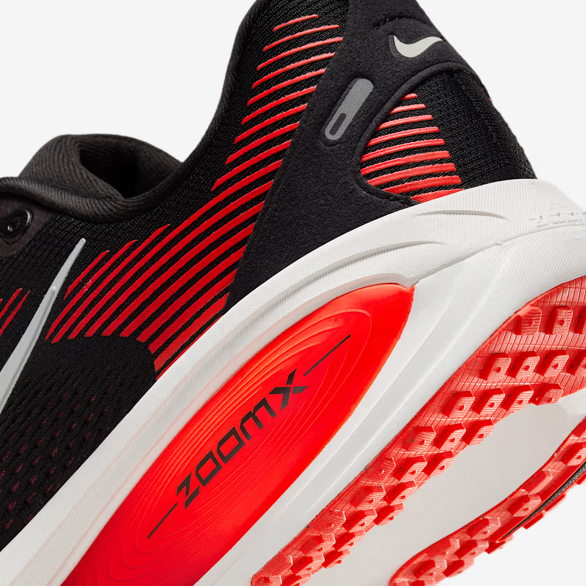 NIKE Vomero 18 Mens - FOOTWEAR - Mens Neutral Cushioned