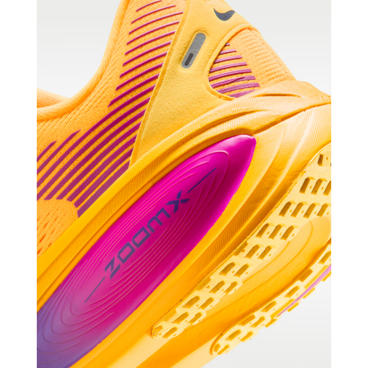 NIKE Vomero 18 Mens - FOOTWEAR - Mens Neutral Cushioned