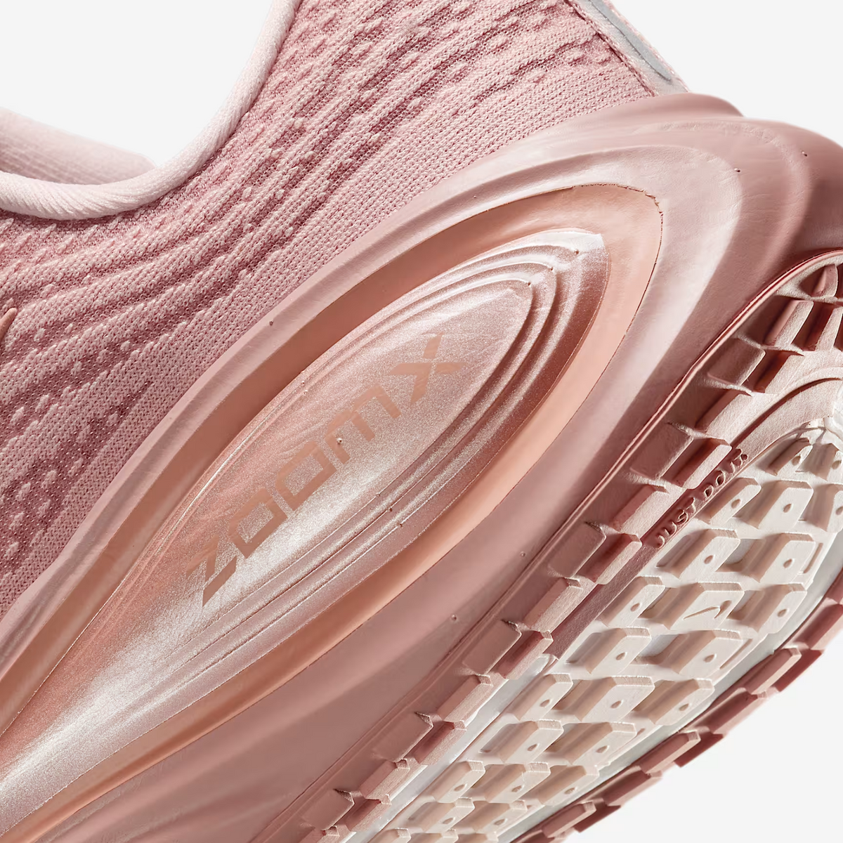 NIKE Vomero Plus Women's FOOTWEAR - Womens Neutral Cushioned