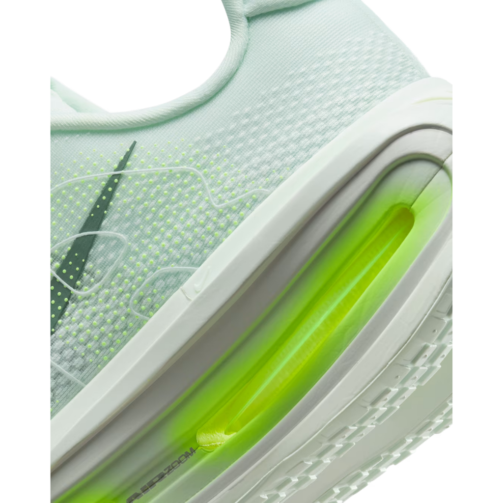 NIKE Vomero Premium Mens FOOTWEAR - Mens Neutral Cushioned