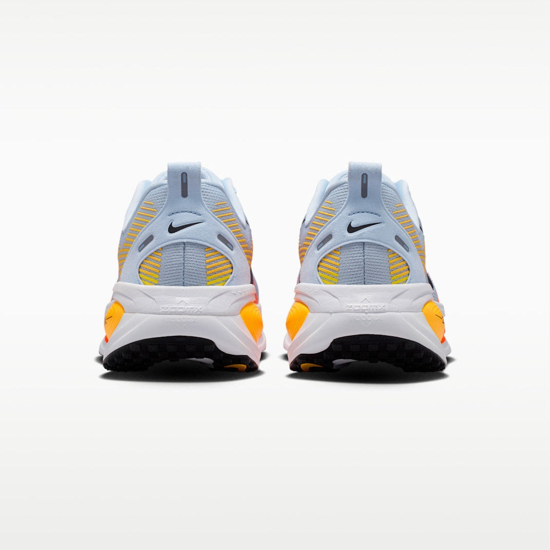 NIKE Vomero 18 Mens