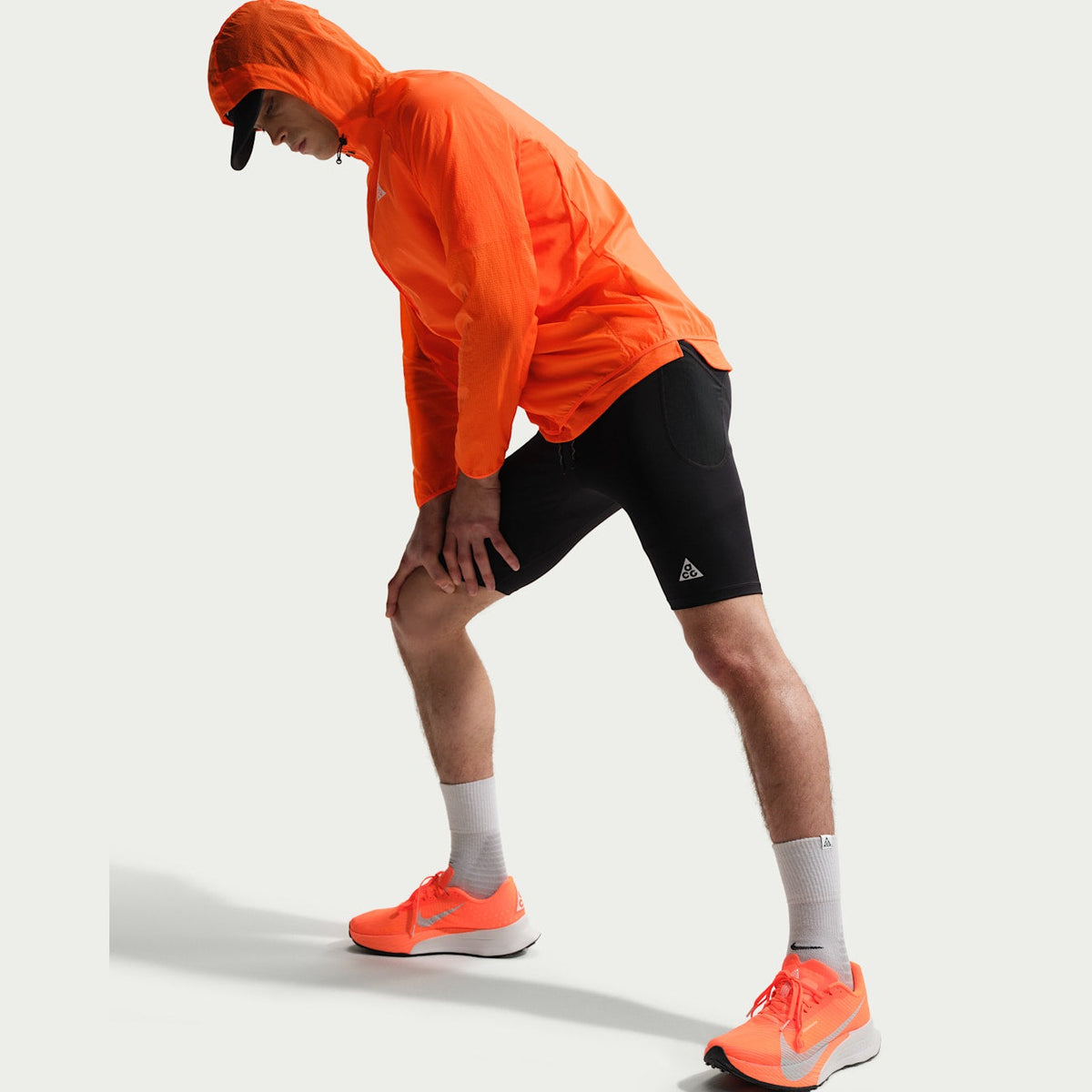 Nike ACG "Lava Loops" Dri-FIT ADV 1/2-Length Trail Running Tights Mens APPAREL - Mens Bottoms