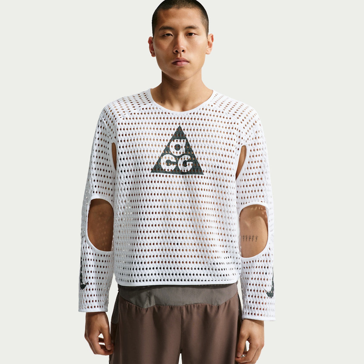 NIKE ACG Radical AirFlow NXT Dri-FIT Long-Sleeve Trail Running Top Mens APPAREL - Mens Long Sleeve Tops WHITE/ANTHRACITE