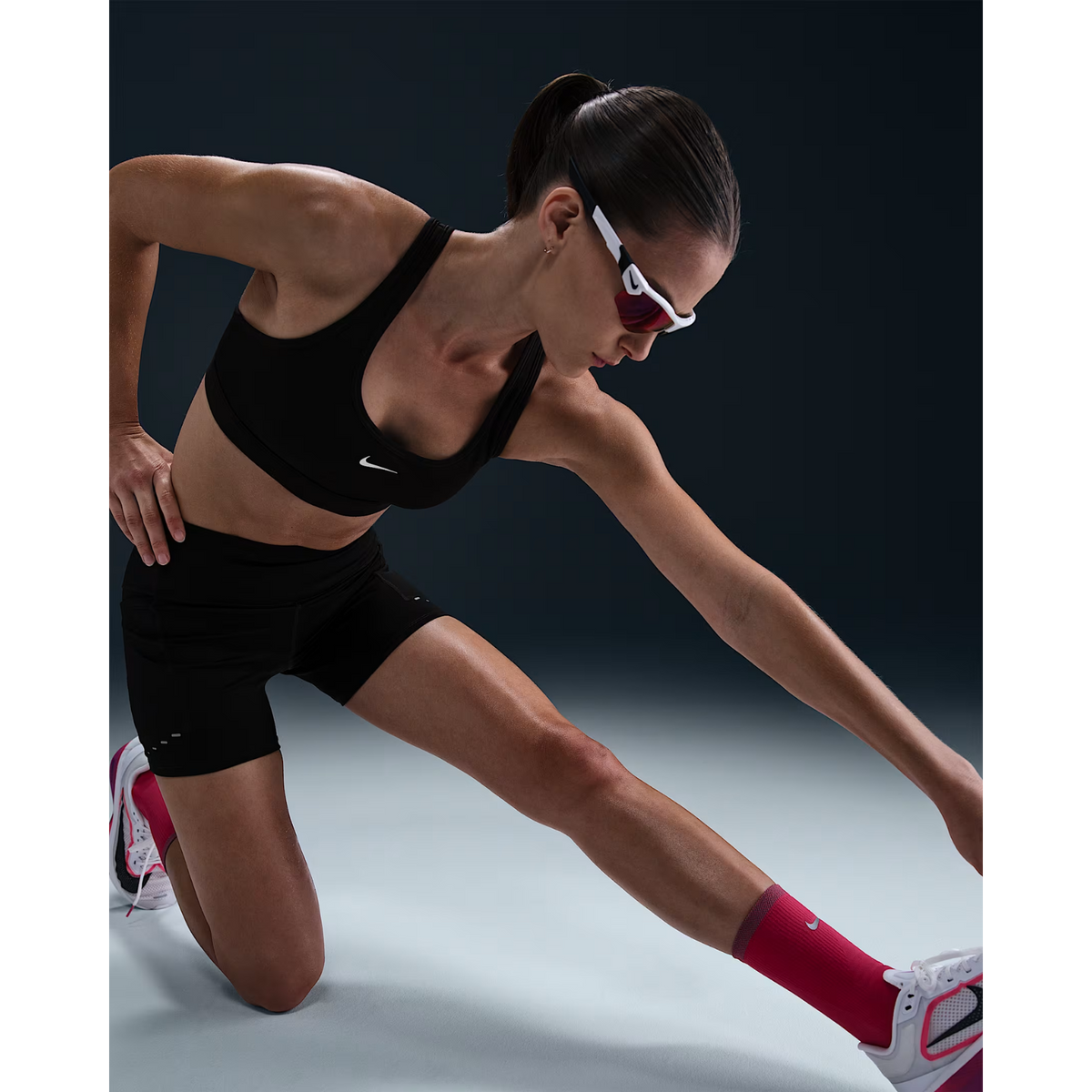 NIKE Dri-Fit Swift Hi-Rise 4" Tights Womens APPAREL - Womens Tights