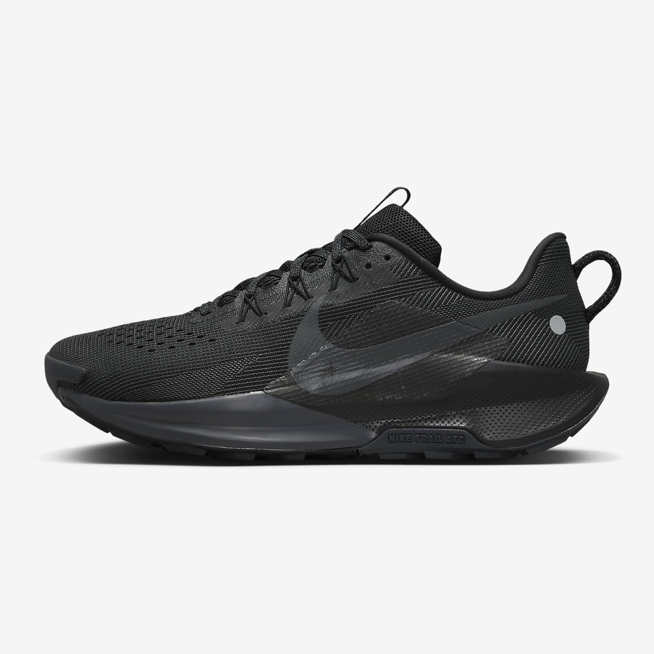 nike all black pegasus