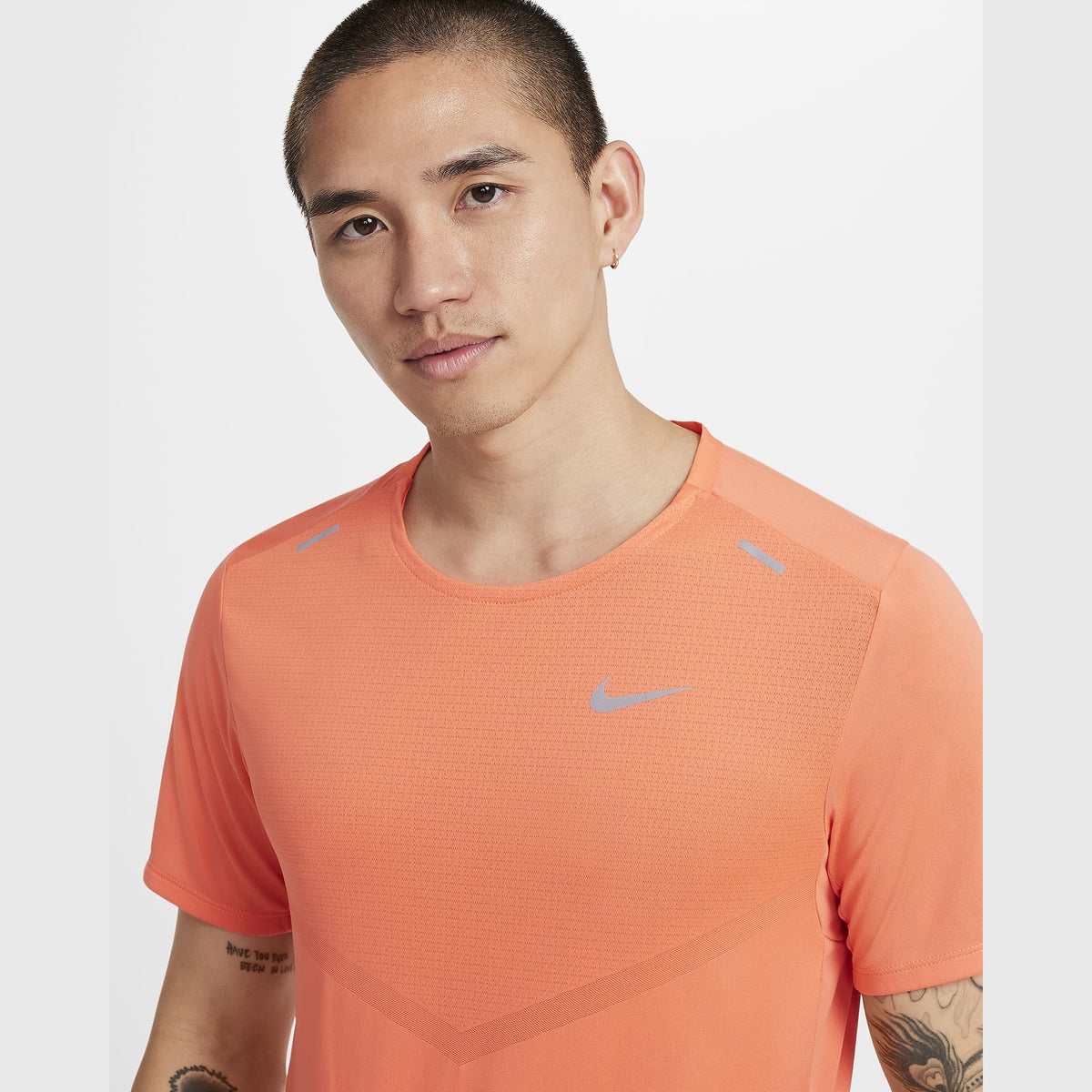 Nike Rise 365 Tee Mens APPAREL - Mens T-Shirts 