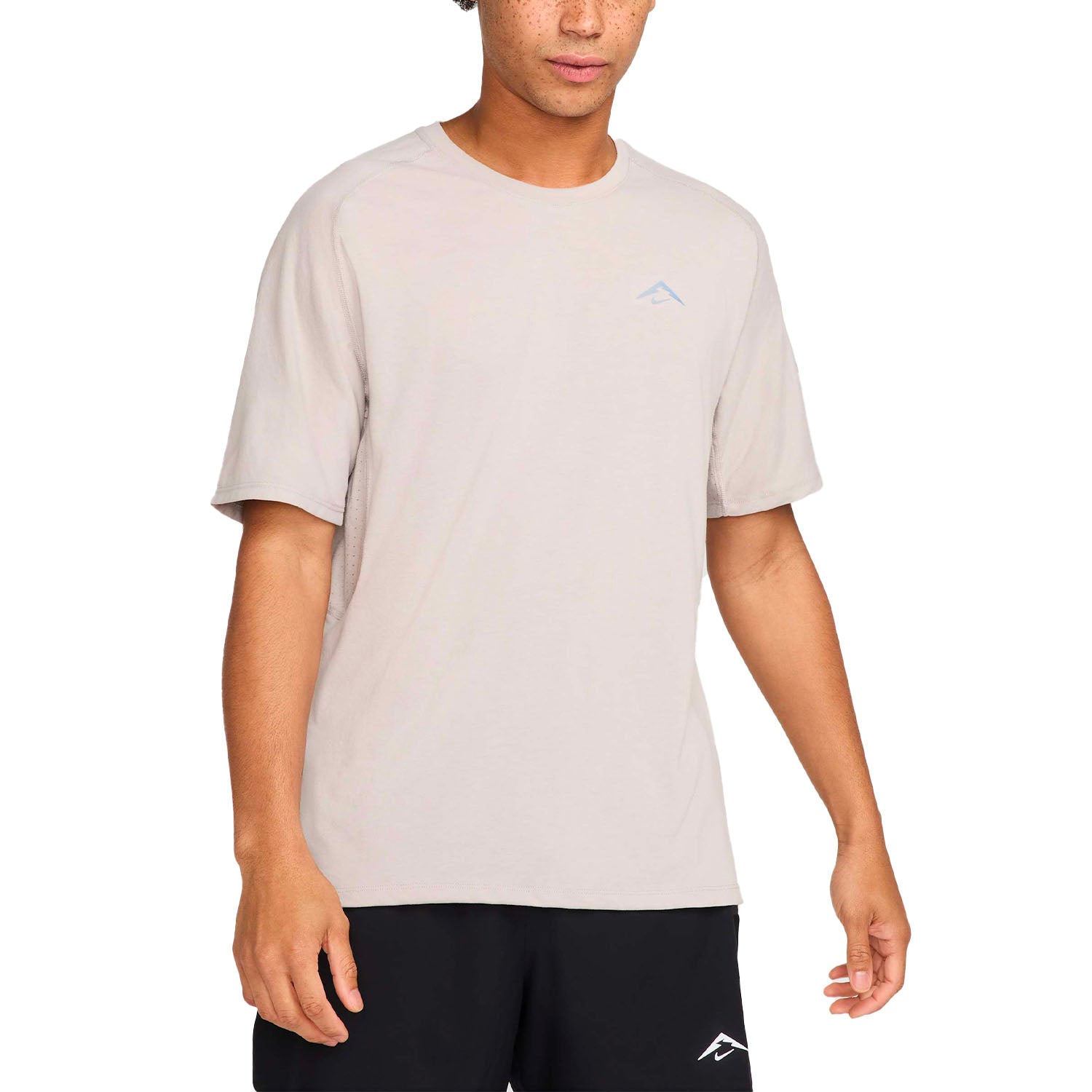 NIKE Solar Chase DRI-FIT ADV Short-Sleeve Running Top Mens APPAREL - Mens T-Shirts COLLEGE GREY/BLACK