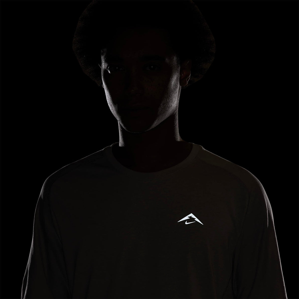 NIKE Solar Chase DRI-FIT ADV Short-Sleeve Running Top Mens APPAREL - Mens T-Shirts