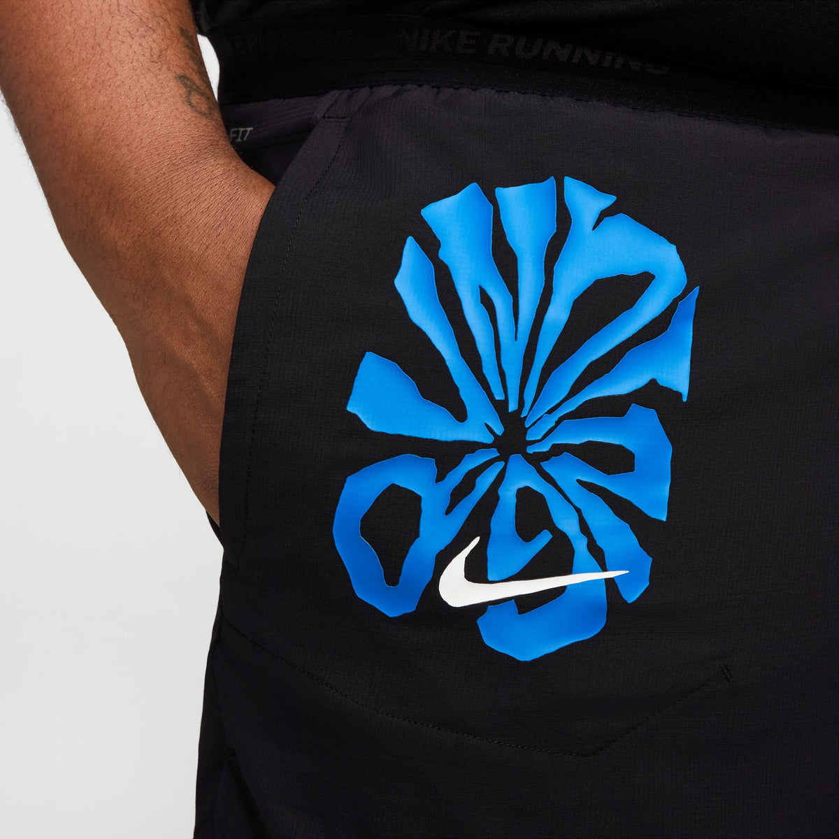 NIKE Stride Run Energy 5" Mens APPAREL - Mens Shorts