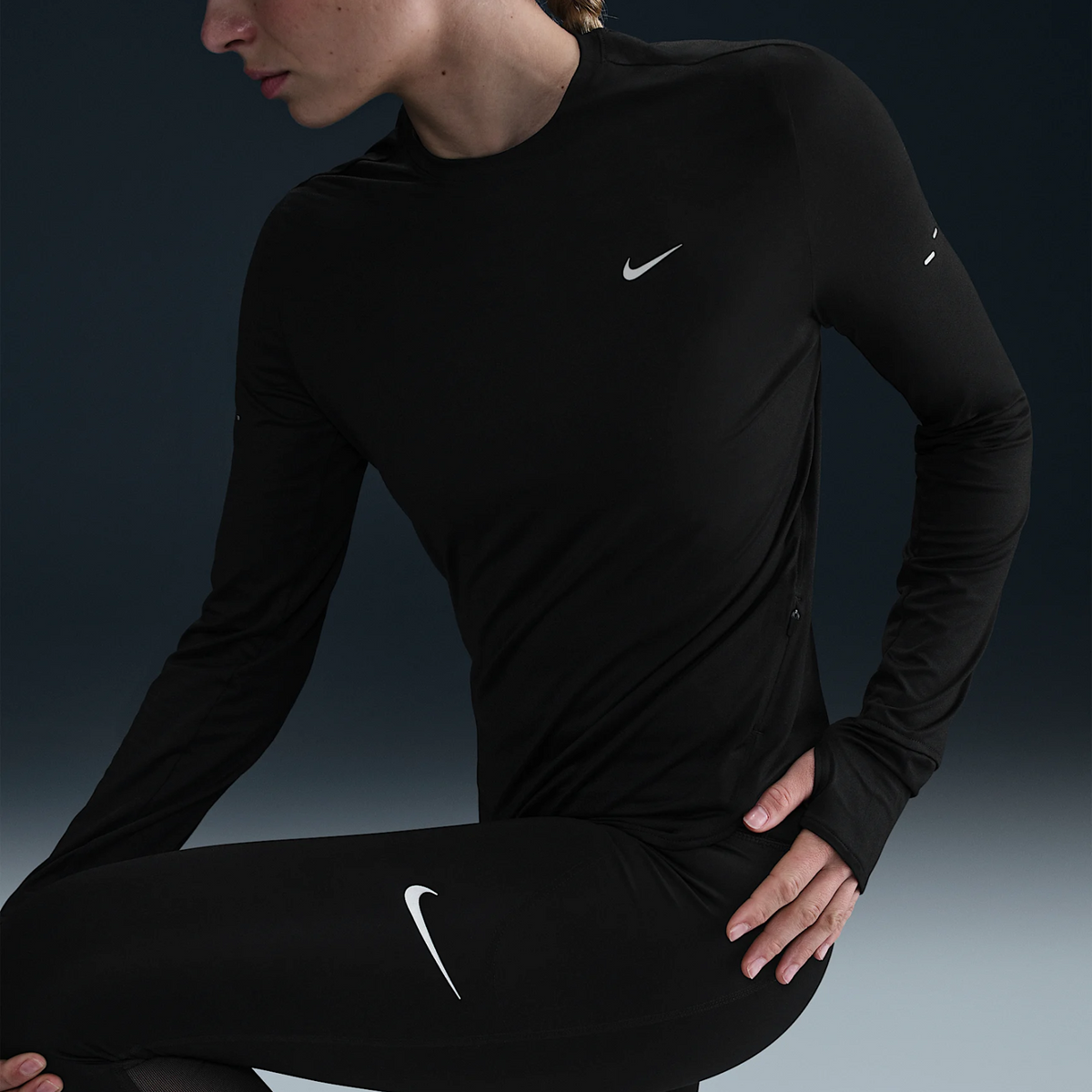 NIKE Swift Dri-FIT UV Long-Sleeve Crew-Neck Running Top Womens APPAREL - Womens Long Sleeve Tops