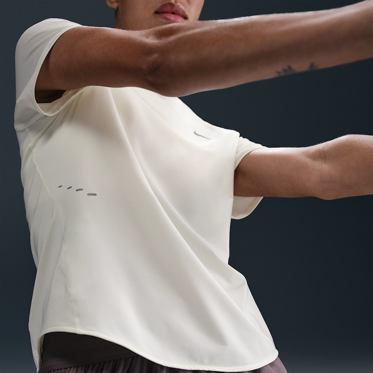 NIKE Swift Dri-Fit Short Sleeve Top Womens APPAREL - Womens T-Shirts