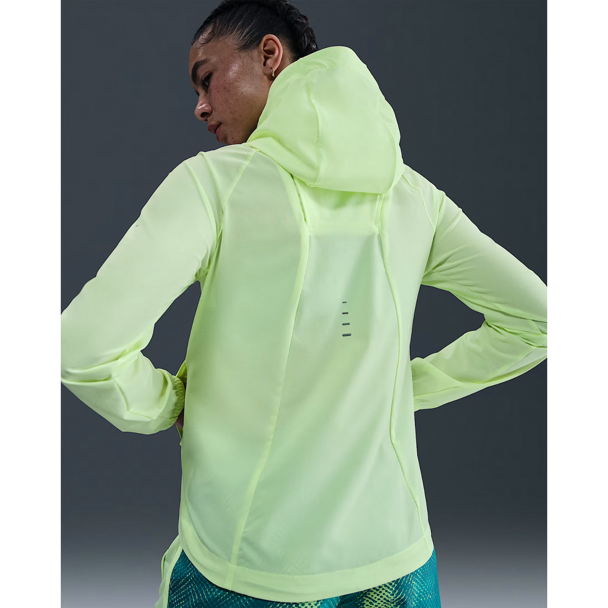 NIKE Swift Repel Packable Running Jacket Womens APPAREL - Womens Jackets