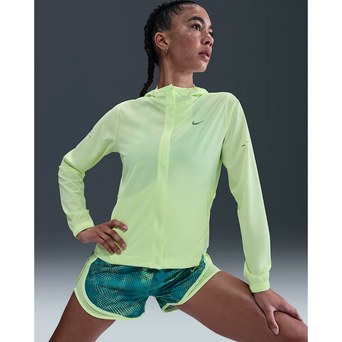 NIKE Swift Repel Packable Running Jacket Womens APPAREL - Womens Jackets