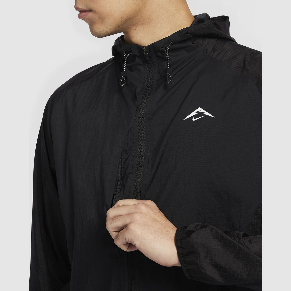 NIKE Trail Aireez Jacket Mens APPAREL - Mens Jackets