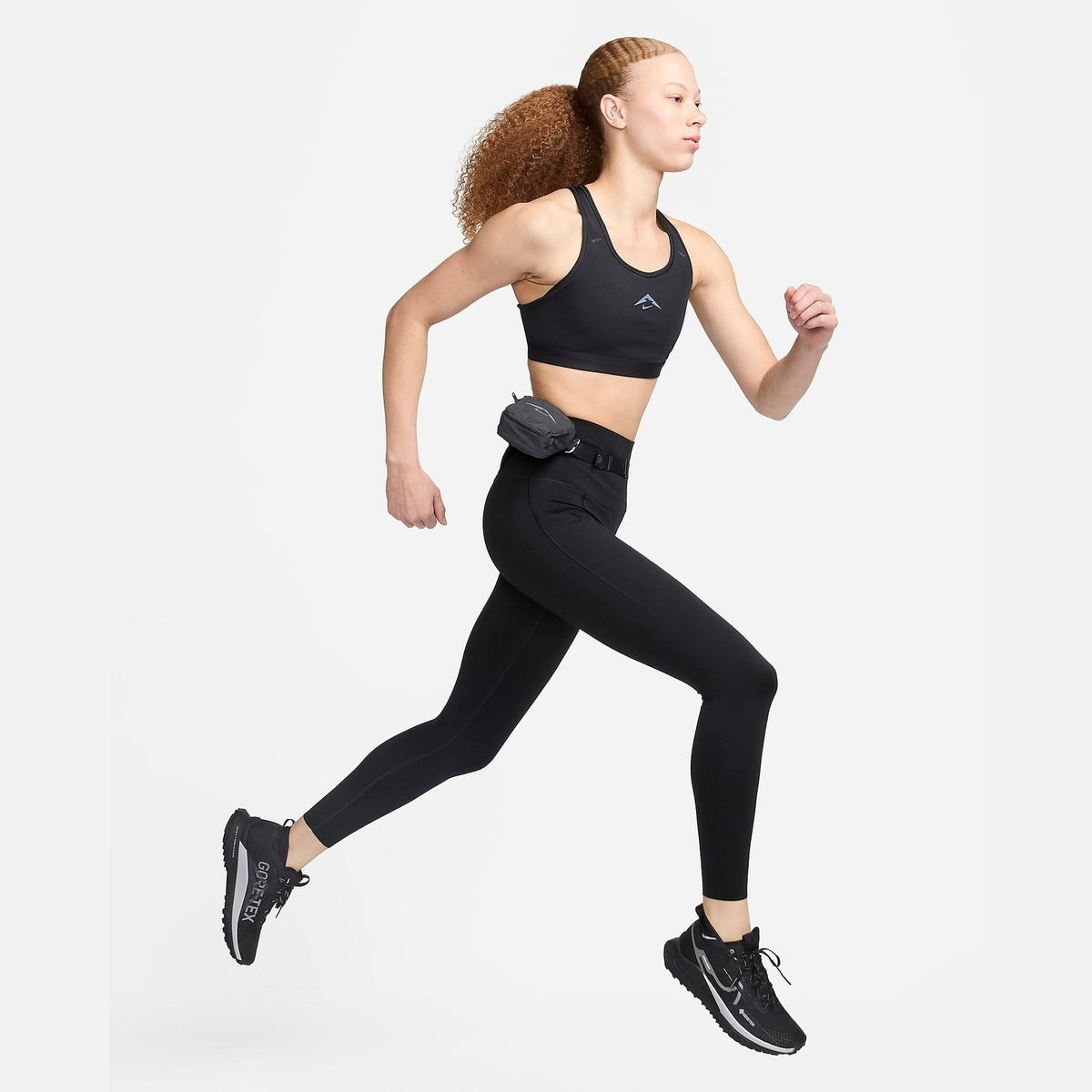 NIKE Trail Go 7/8 Womens APPAREL - Womens Tights BLACK/DARK SMOKE GREY
