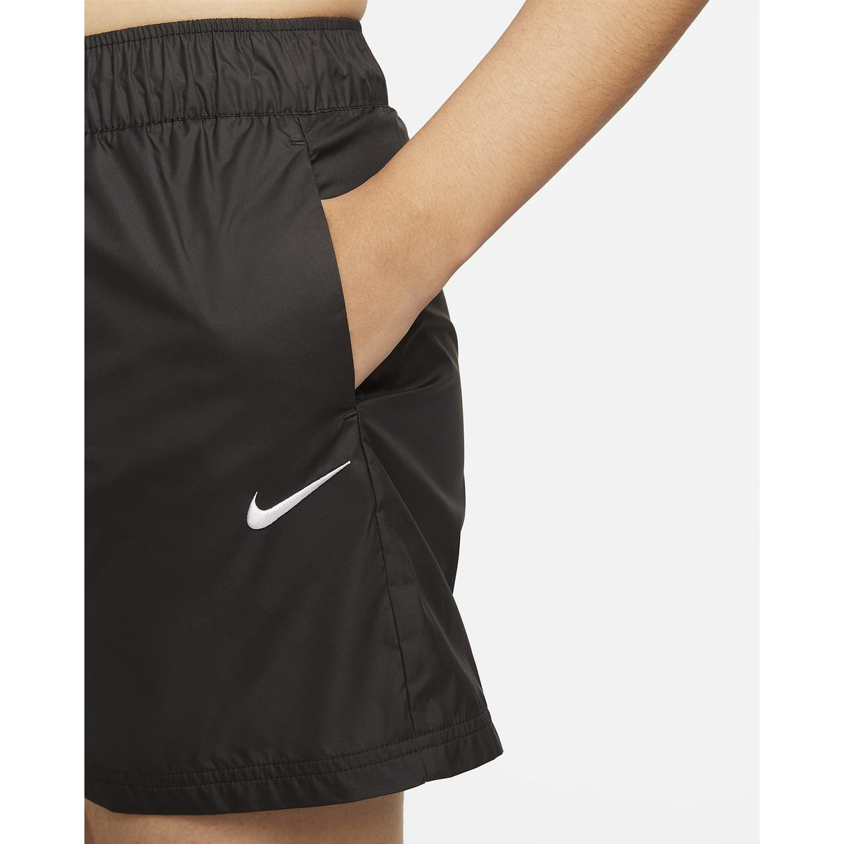 NIKE Trail Repel Mid-Rise short Womens APPAREL - Womens Shorts