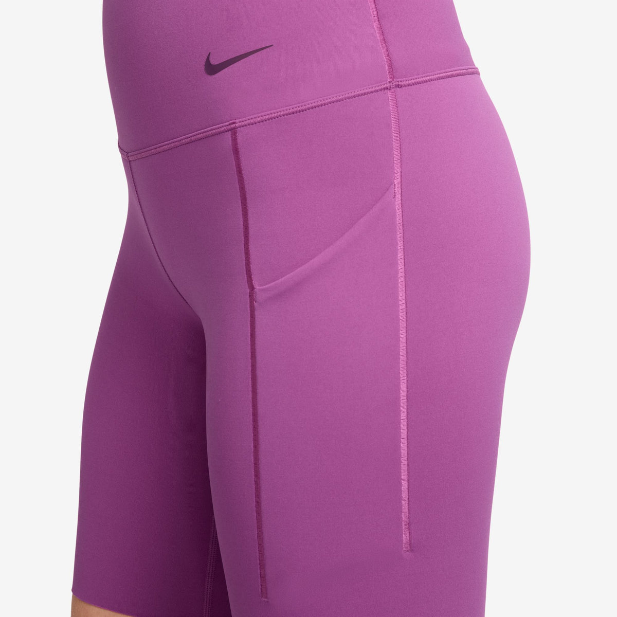 NIKE Universa Biker Shorts Womens APPAREL - Womens Tights
