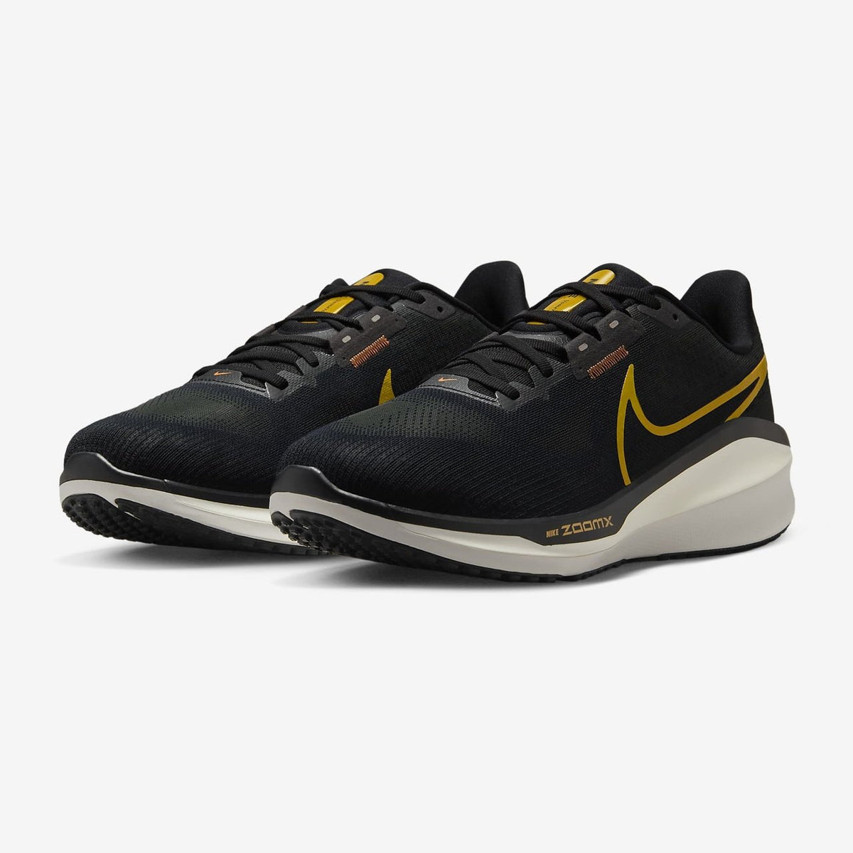 NIKE Vomero 17 Mens FOOTWEAR - Mens Neutral Cushioned