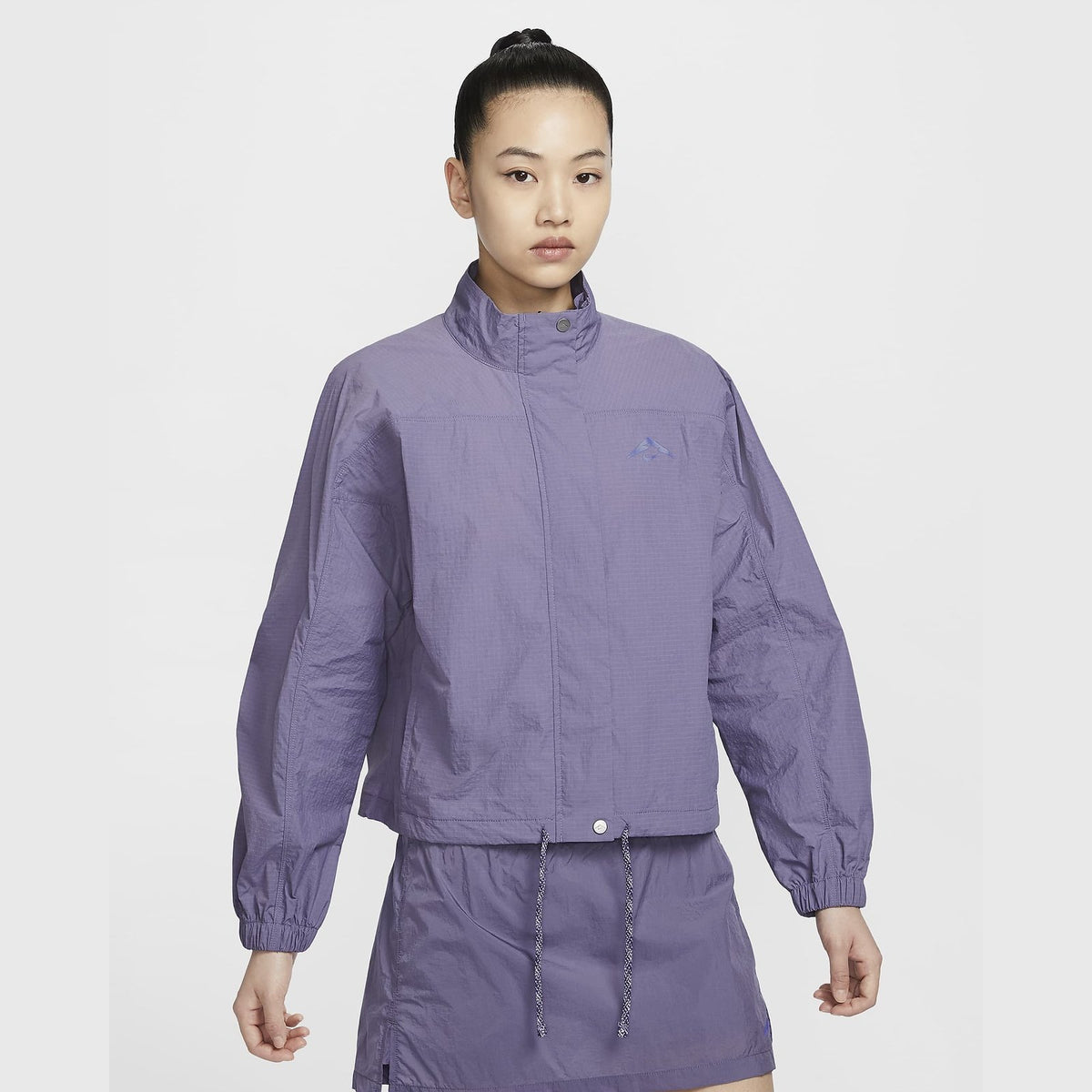 NIKE Womens Repel UV Running Jacket APPAREL - Womens Jackets DAYBREAK/COURT PURPLE
