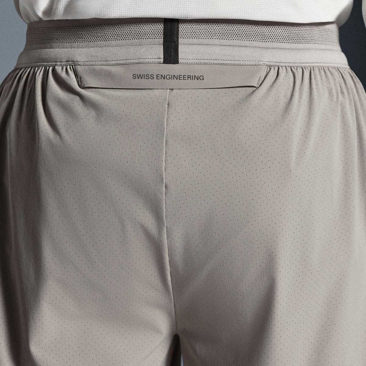 ON 5" Performance Shorts Mens APPAREL - Mens Shorts