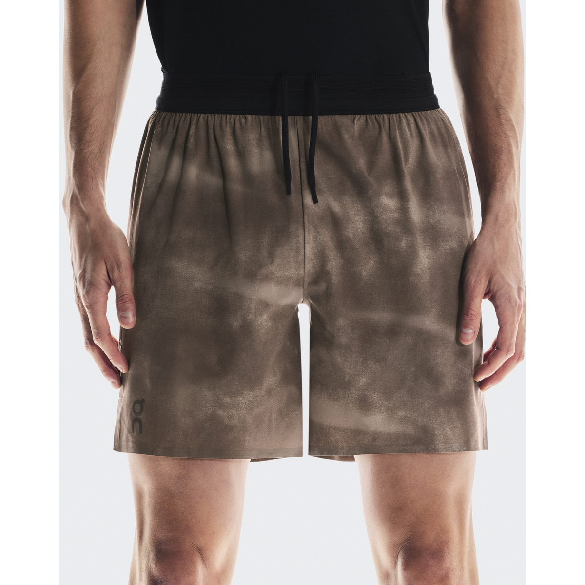 ON 7" Performance Shorts AOP Mens APPAREL - Mens Shorts