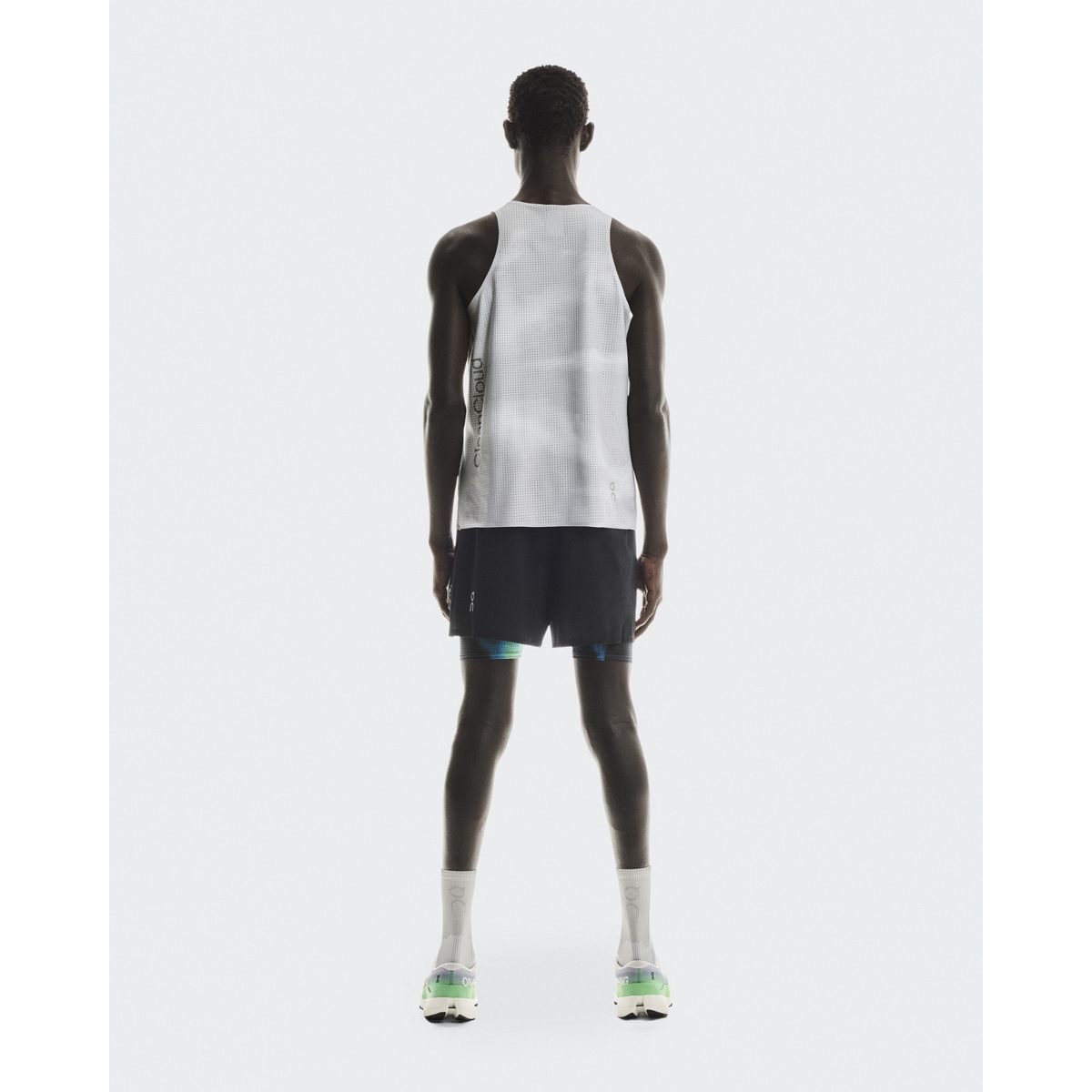 ON Pace Shorts Mens APPAREL - Mens Shorts