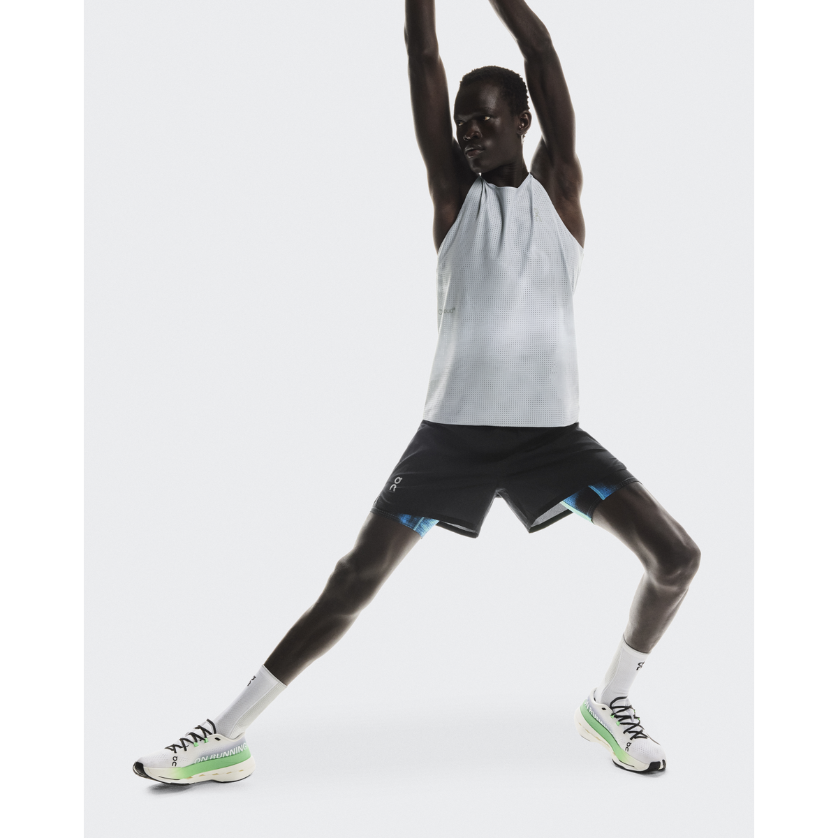 ON Pace Shorts Mens APPAREL - Mens Shorts