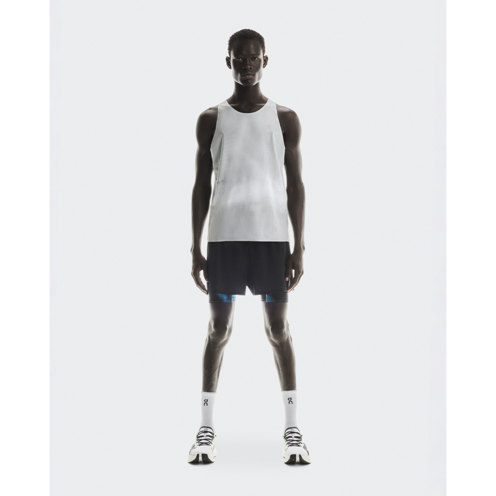 ON Pace Tank Men's APPAREL - Mens Tanks GLACIER/WHITE