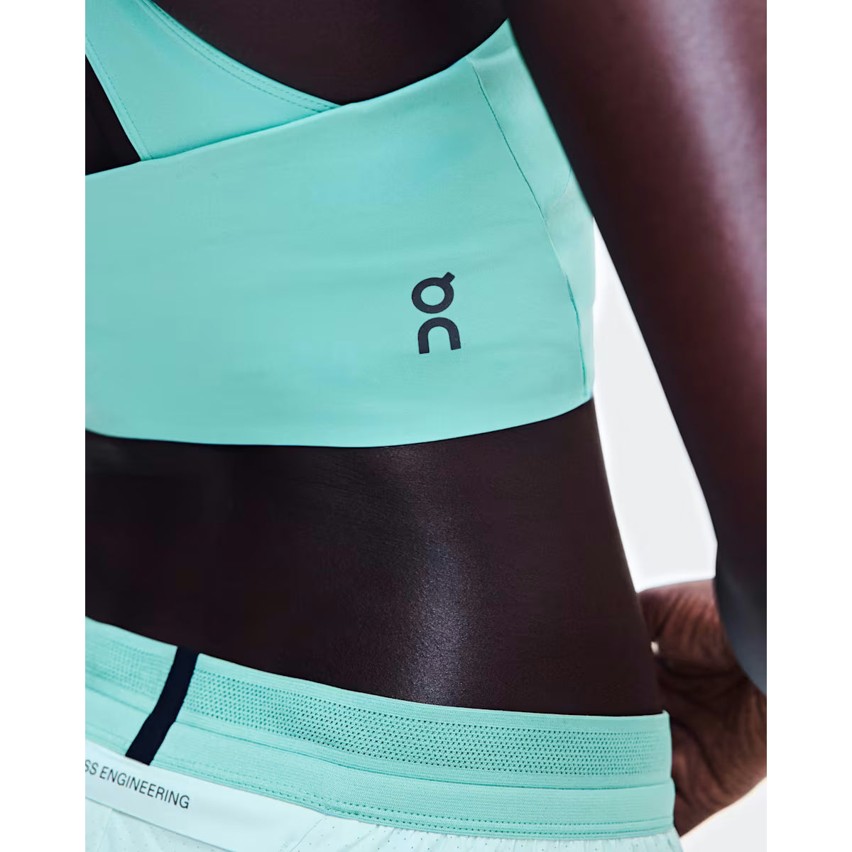 ON Performance Crop Womens APPAREL - Womens Crops