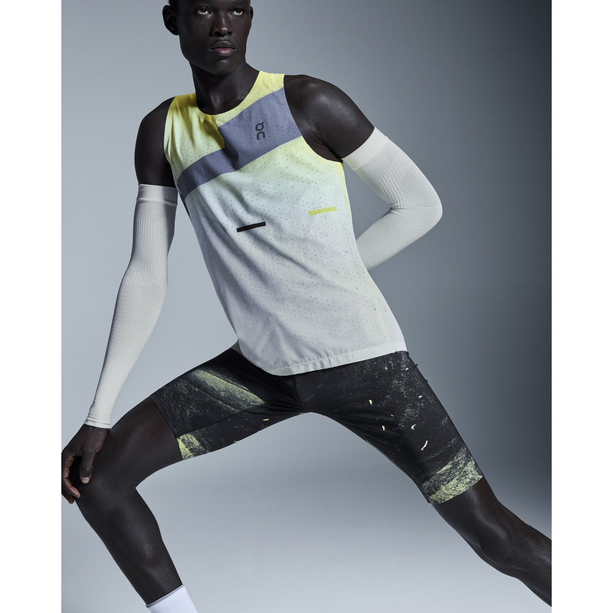 ON Race Singlet Mens APPAREL - Mens Singlets