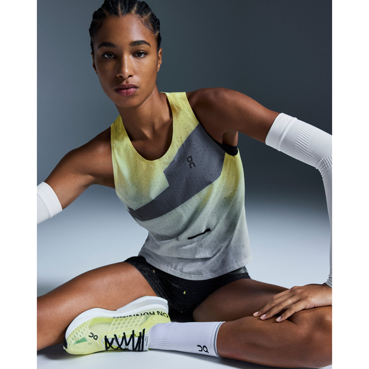 ON Race Singlet Womens APPAREL - Womens Tanks