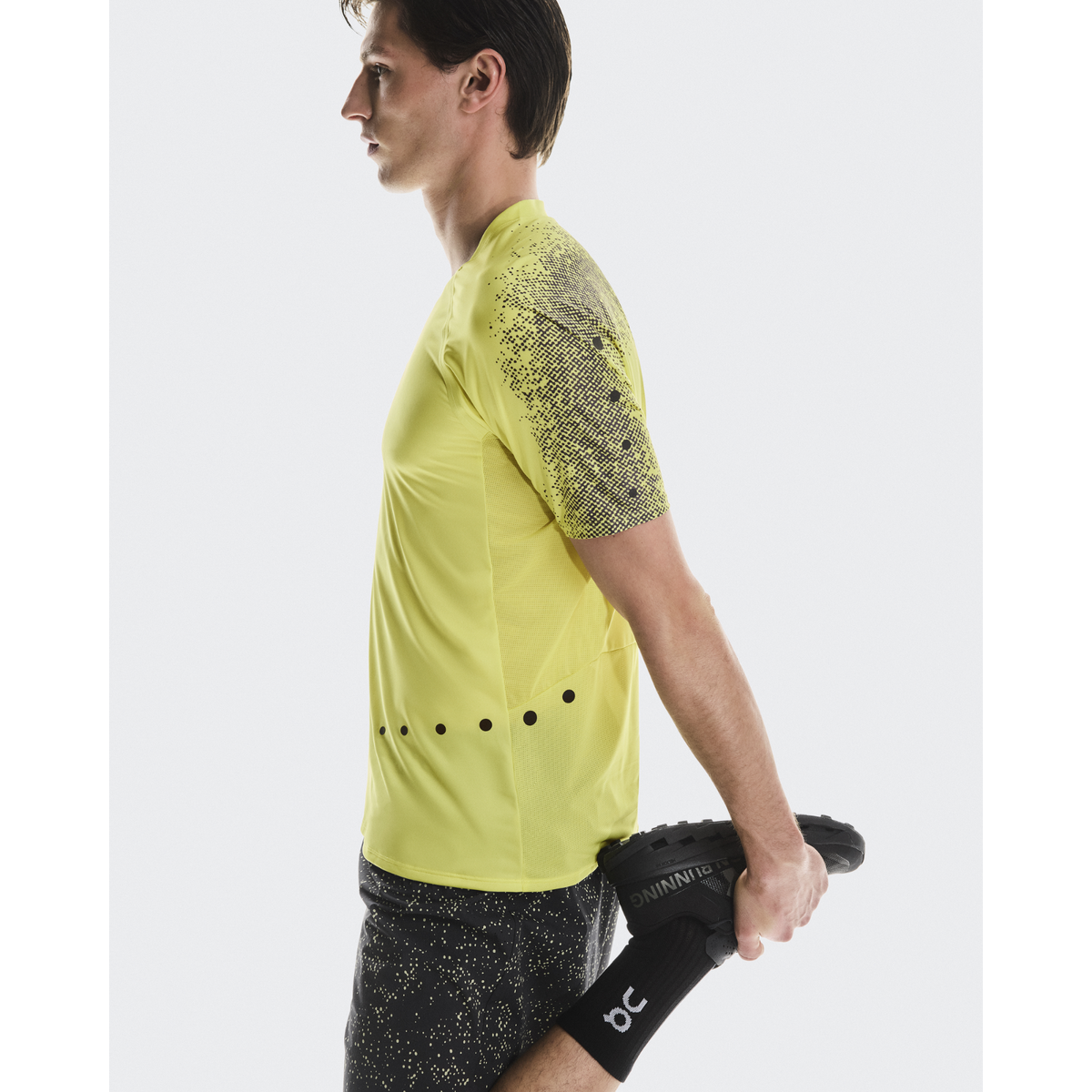 ON Ultra-T Mens APPAREL - Mens T-Shirts