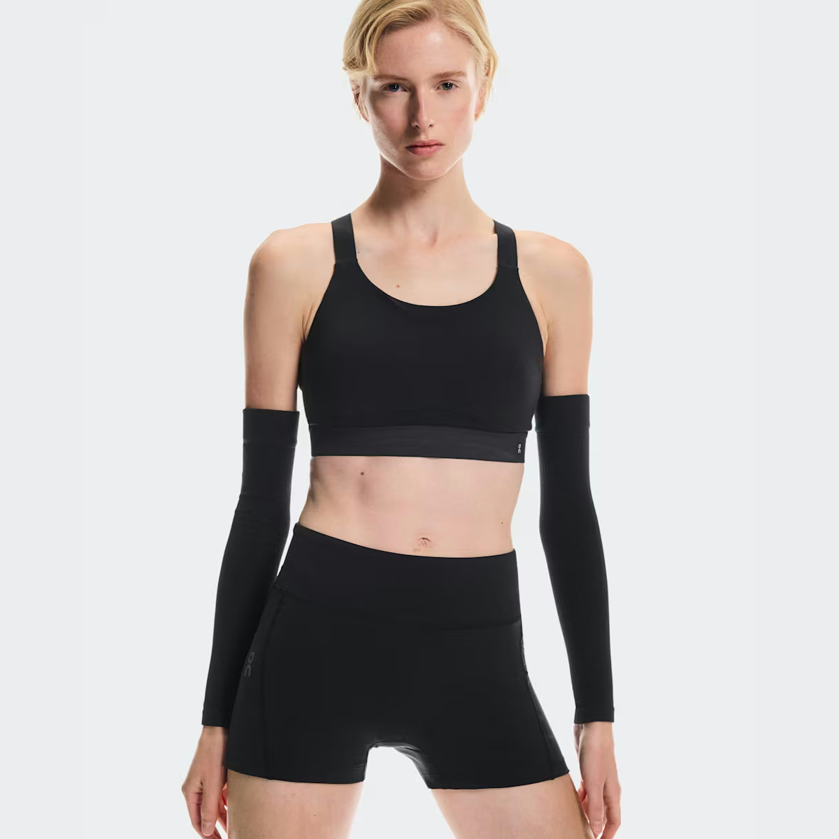ON Womens 3" Performance Tights APPAREL - Womens Tights