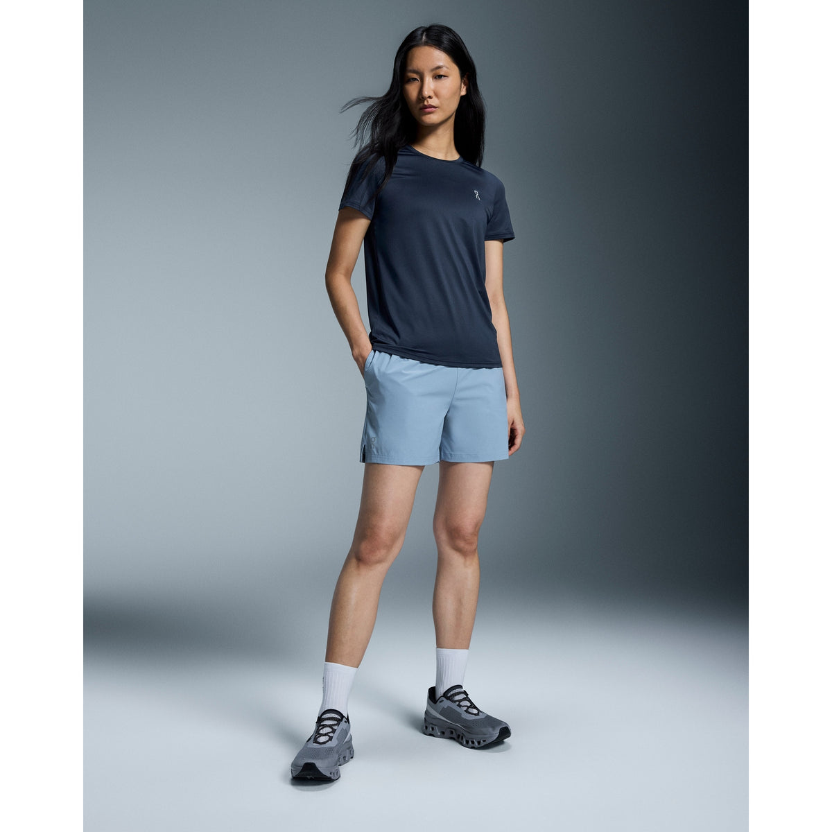 ON Core Shorts 5 Inch Womens APPAREL - Womens Shorts